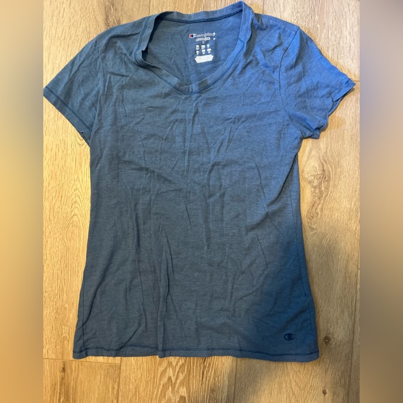 Athletic CHAMPION tshirt - Picture 1 of 1